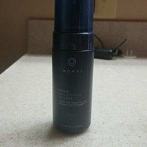 Moxie magnifying mousse